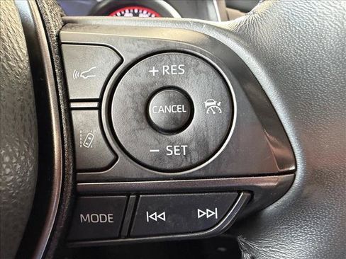 Used 2024 Toyota Camry XSE FWD image 18