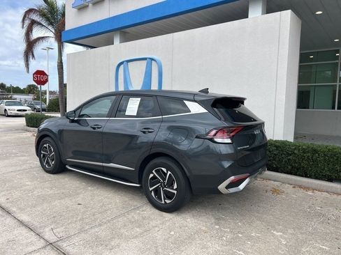 Used 2023 Kia Sportage LX FWD image 6