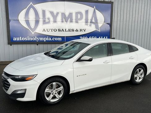 Used 2023 Chevrolet Malibu LS w/ Driver Confidence Package FWD image 1