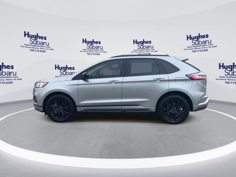 Used 2024 Ford Edge SE w/ Black Appearance Package image 7
