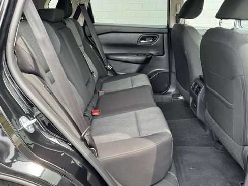Used 2024 Nissan Rogue SV FWD image 15