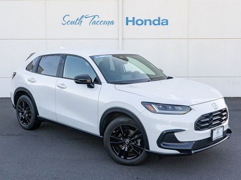 Certified 2026 Honda HR-V Sport image 2