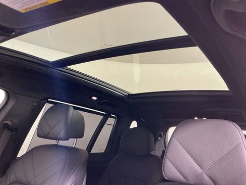 Certified 2025 BMW X7 xDrive40i w/ M Sport Package AWD/4WD image 26