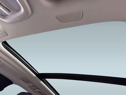 Used 2025 Volvo XC60 B5 Plus image 15