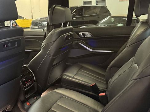 Used 2020 BMW X7 M50i w/ Executive Package AWD/4WD image 28