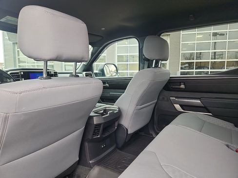 Used 2025 Toyota Tundra SR5 AWD/4WD image 23