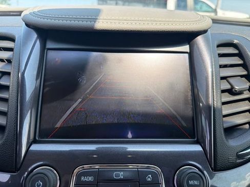 Used 2015 Chevrolet Impala LT w/ Convenience Package FWD image 17