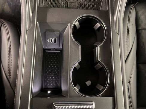 New 2026 Lincoln Nautilus Premier image 17