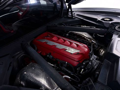 Used 2020 Chevrolet Corvette Stingray Preferred Cpe w/ 2LT Preferred Equipment Group RWD image 13