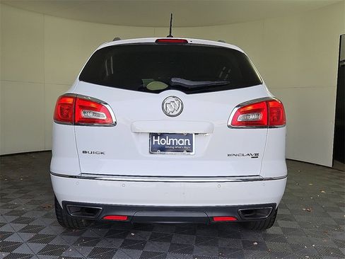 Used 2017 Buick Enclave Leather image 8