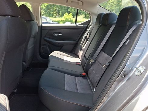 Certified 2020 Nissan Sentra SR FWD image 11