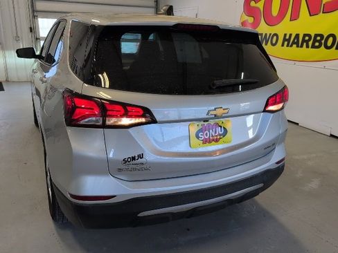 Used 2022 Chevrolet Equinox LT image 31