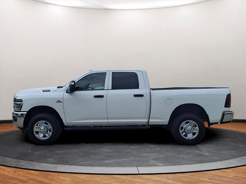New 2026 RAM 3500 Tradesman AWD/4WD image 11