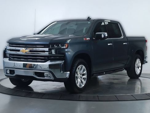 Used 2021 Chevrolet Silverado 1500 LTZ w/ LTZ Convenience Package II AWD/4WD image 8