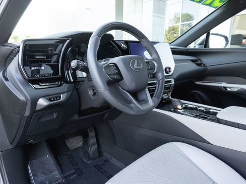 Used 2023 Lexus RX 350 w/ Cold Area Package AWD/4WD image 10