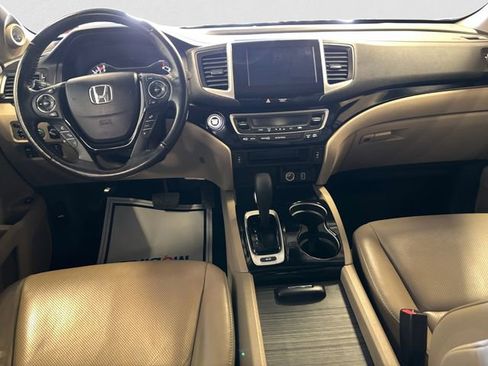 Used 2019 Honda Ridgeline RTL-E image 11