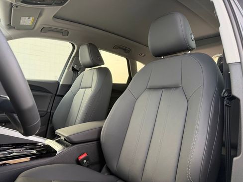 New 2025 Audi Q5 Premium Plus image 4