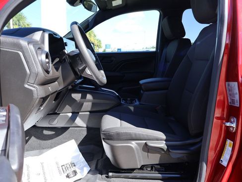 Used 2024 Chevrolet Colorado Trail Boss w/ Advanced Trailering Package image 8