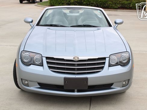 Used 2008 Chrysler Crossfire Limited image 5