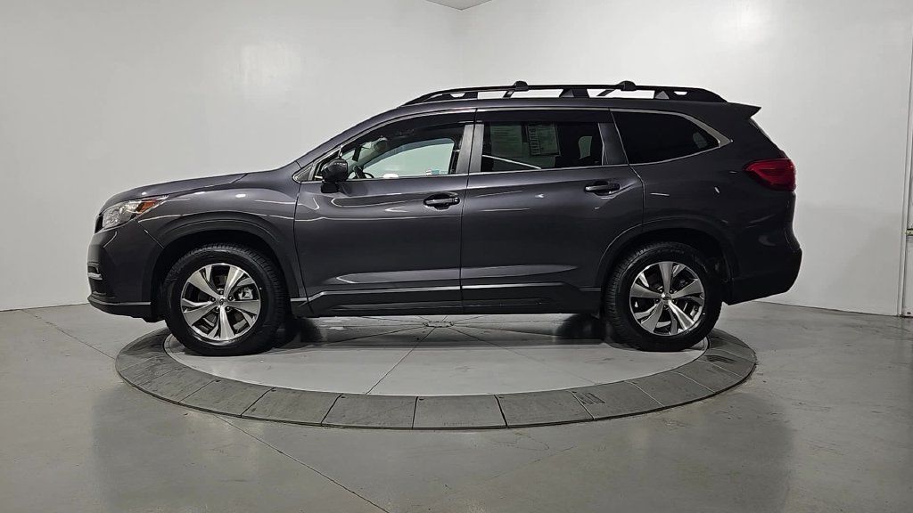 Used 2022 Subaru Ascent Premium w/ Convenience Package AWD/4WD image 2