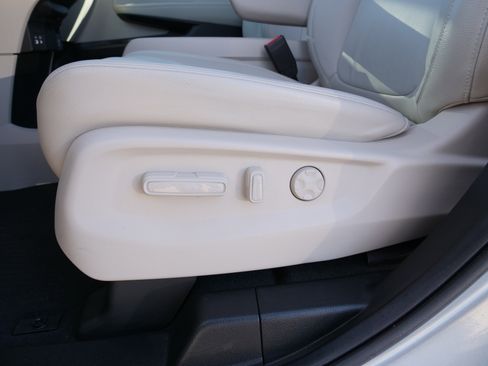 Certified 2025 Honda Odyssey EX-L image 18