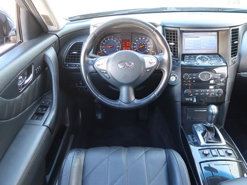 Used 2010 INFINITI FX35 2WD w/ Navigation Pkg image 14