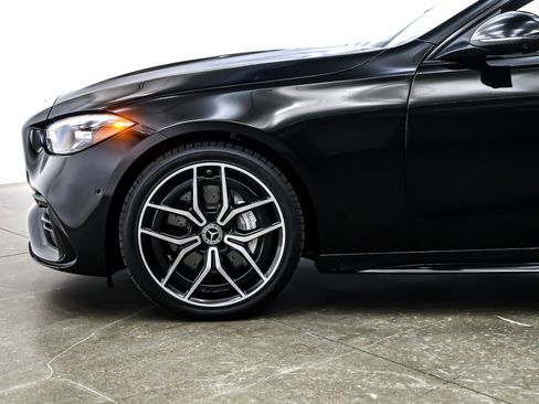 Used 2023 Mercedes-Benz C 300 Sedan image 11