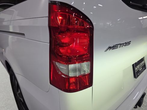 Used 2023 Mercedes-Benz Metris Passenger image 32
