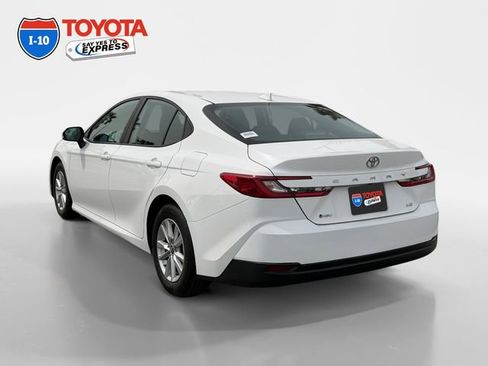 Certified 2025 Toyota Camry LE FWD image 3