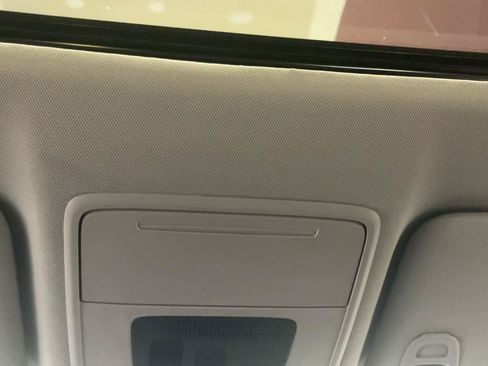 Used 2024 Honda Accord EX image 38