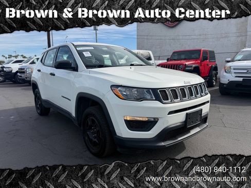Used 2017 Jeep Compass Sport image 1