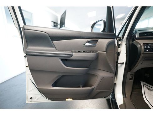 Used 2014 Honda Odyssey EX-L image 15
