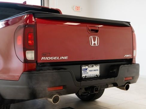 Certified 2023 Honda Ridgeline RTL image 10