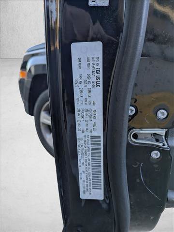 Used 2017 Jeep Patriot High Altitude FWD image 15