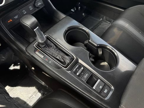 Used 2025 Honda Civic Sport image 32