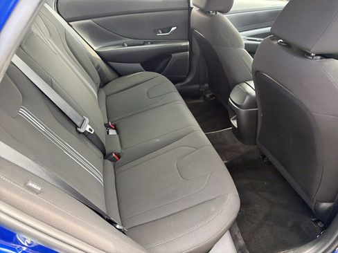 Used 2024 Hyundai Elantra SEL FWD image 27