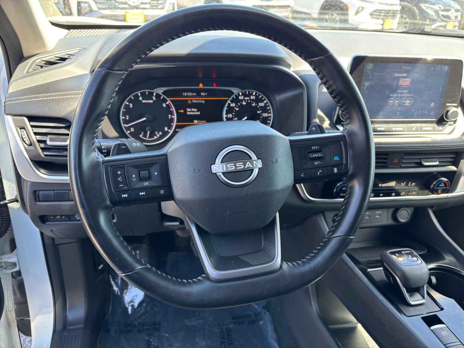 Used 2025 Nissan Rogue SV AWD/4WD image 29