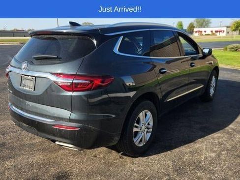 Used 2020 Buick Enclave Essence w/ Sound and Sites Package FWD image 5