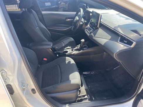 Used 2020 Toyota Corolla SE w/ SE Premium Package FWD image 28