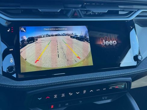 New 2026 Jeep Cherokee Laredo AWD/4WD image 19