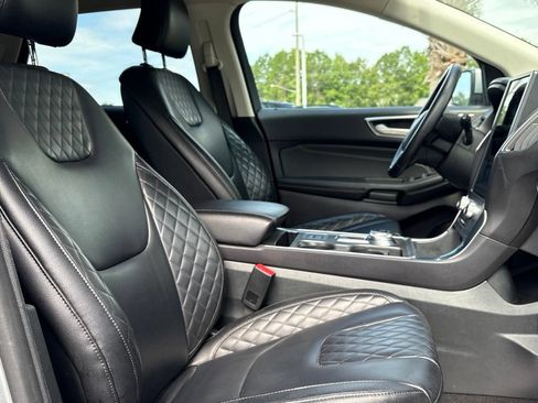 Used 2024 Ford Edge Titanium AWD/4WD image 18