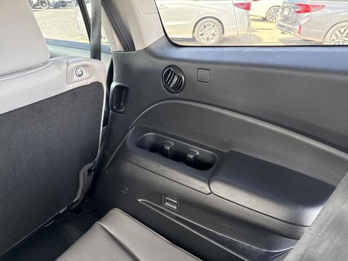 Used 2017 Honda Pilot EX-L image 7