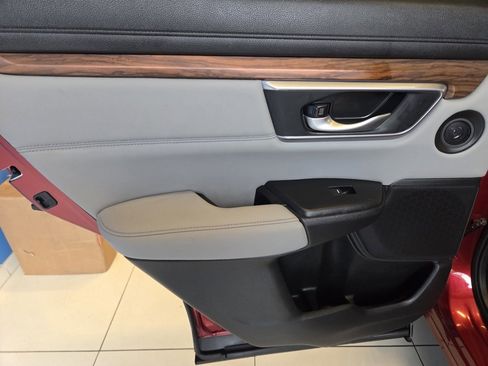 Certified 2021 Honda CR-V Touring image 16