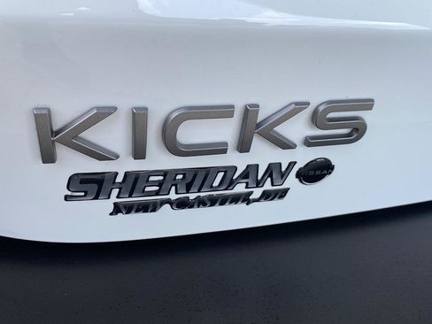 Certified 2025 Nissan Kicks SV AWD/4WD image 8