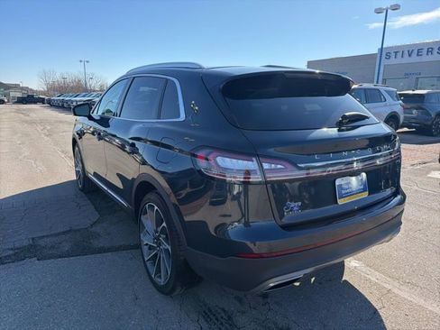 Used 2023 Lincoln Nautilus Reserve w/ Equipment Group 202A image 6