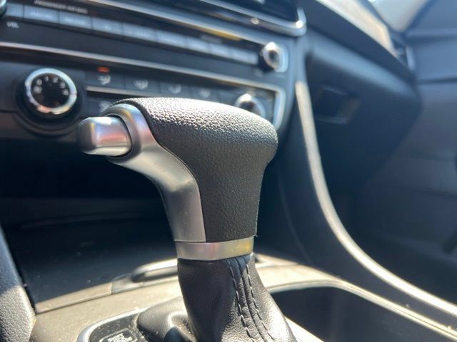 Used 2019 Kia Optima LX FWD image 20