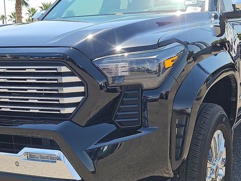 Used 2024 Toyota Tacoma Limited w/ Limited Package (LT) AWD/4WD image 7