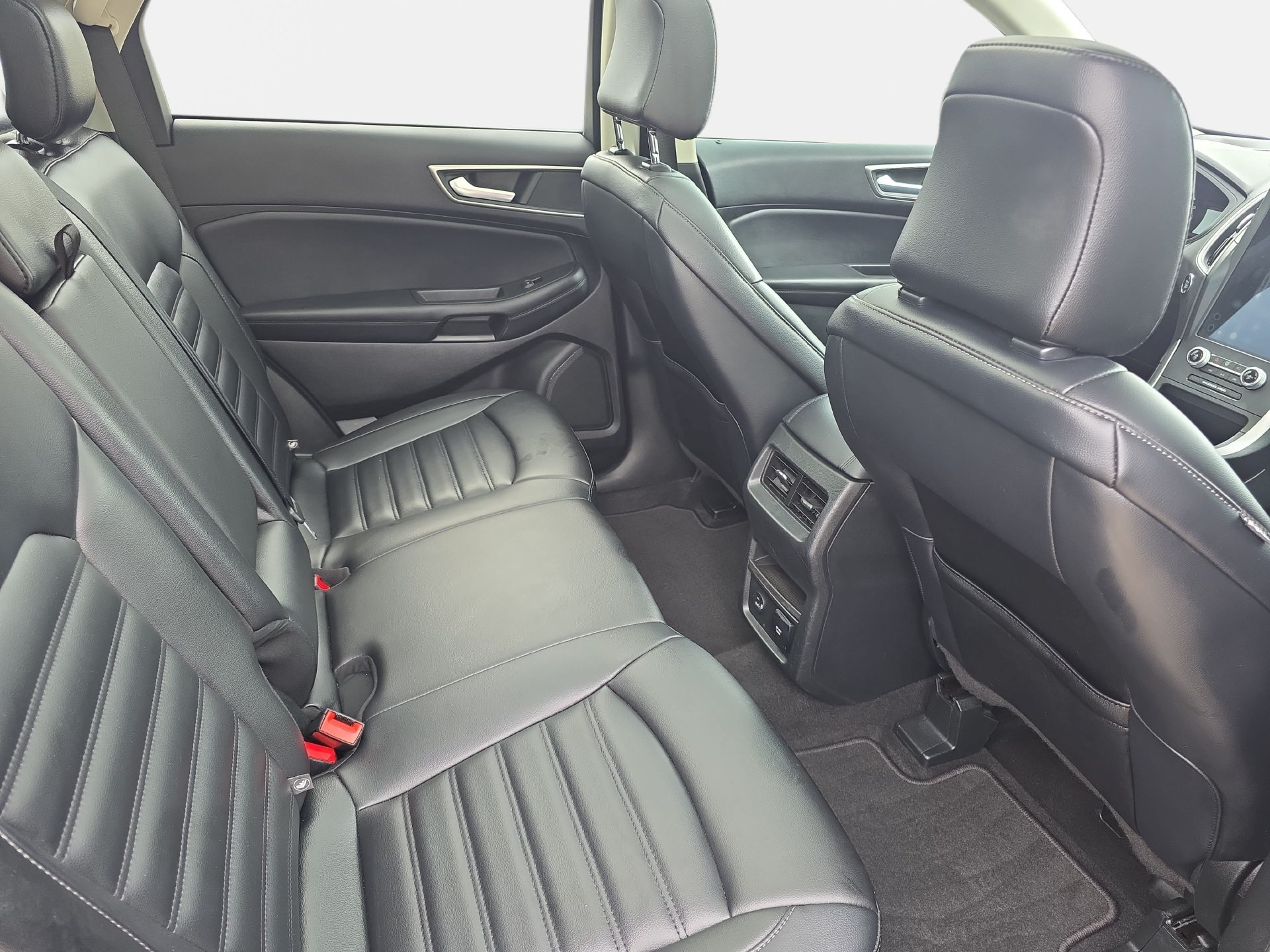 Used 2022 Ford Edge SEL w/ Convenience Package AWD/4WD image 11