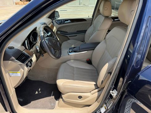 Used 2014 Mercedes-Benz GL 450 4MATIC image 6