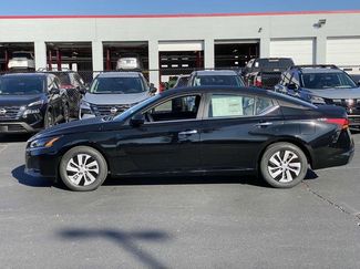 Used 2025 Nissan Altima 2.5 S video 2